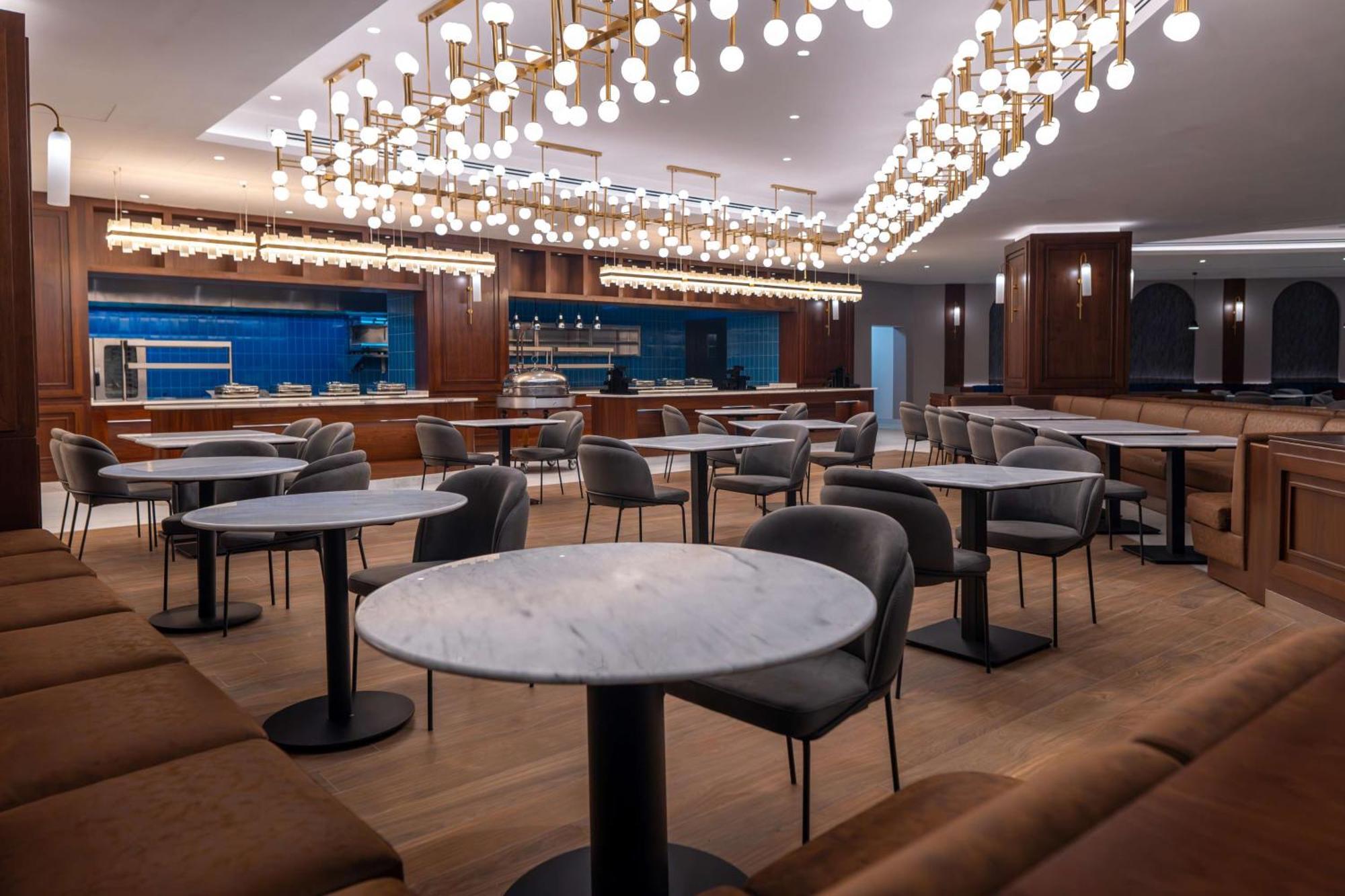 酒店 Radisson Blu Hotel, Galleria Mall 5*