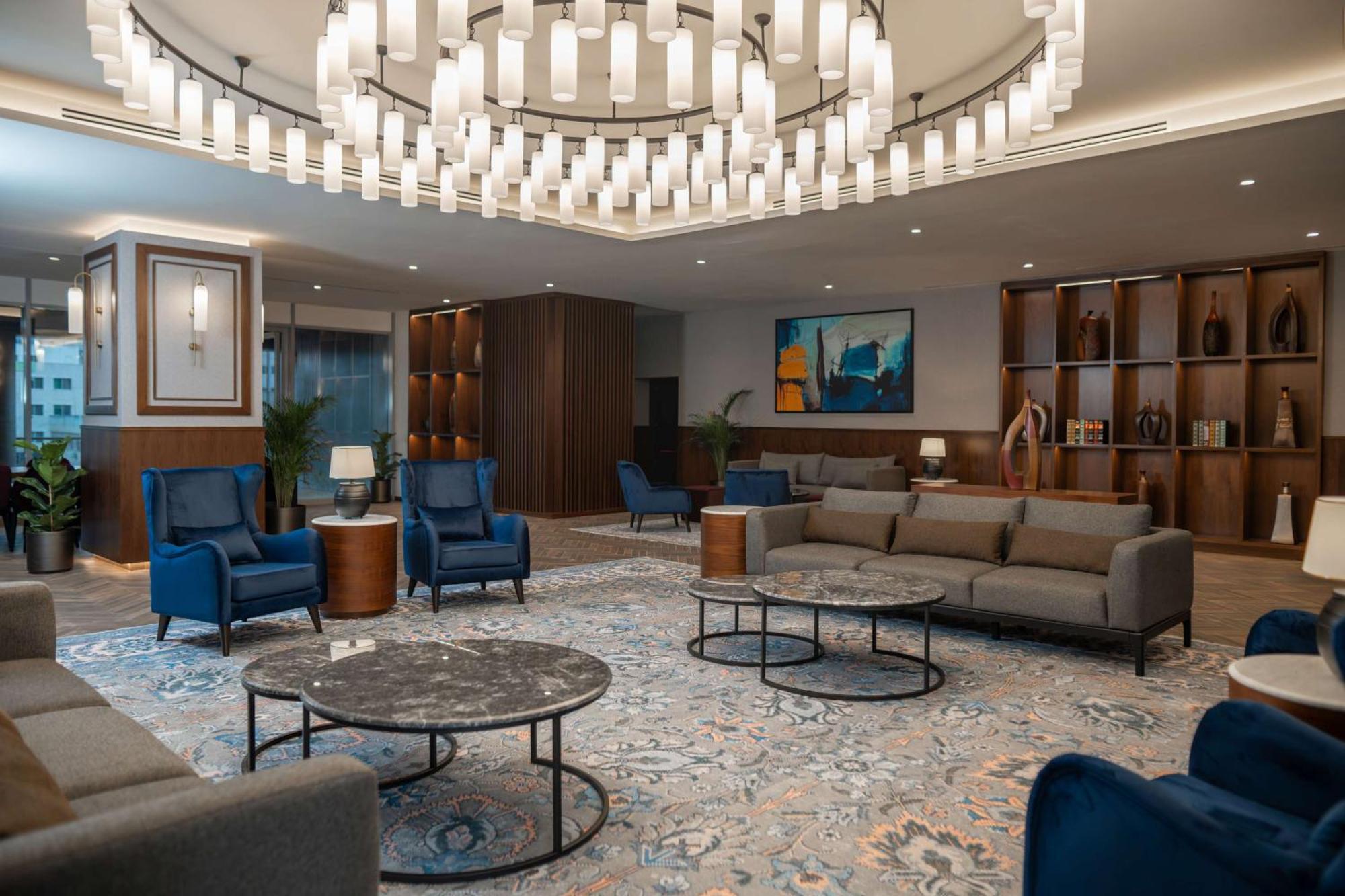 Radisson Blu Hotel, Galleria Mall Hotel