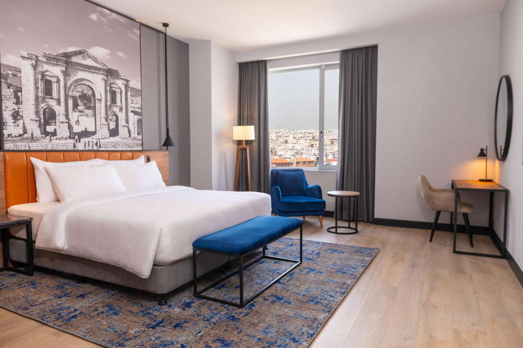 Radisson Blu Hotel, Galleria Mall Hotel